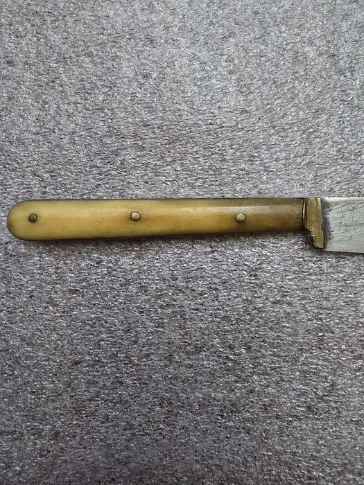 Много стар нож,ножче Царство България