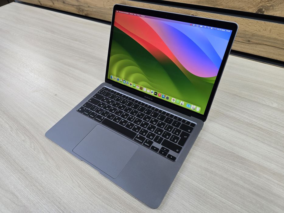 Macbook Air, M1, Ram 8Gb, SSD 256Gb, Retina 2K, EAC