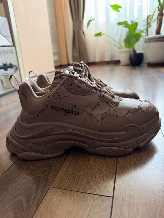 BALENCIAGA 41 номер, обувки