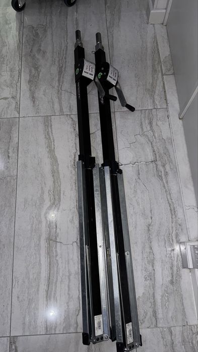 Vand 2 stativi Duratruss telescopici schela de lumini