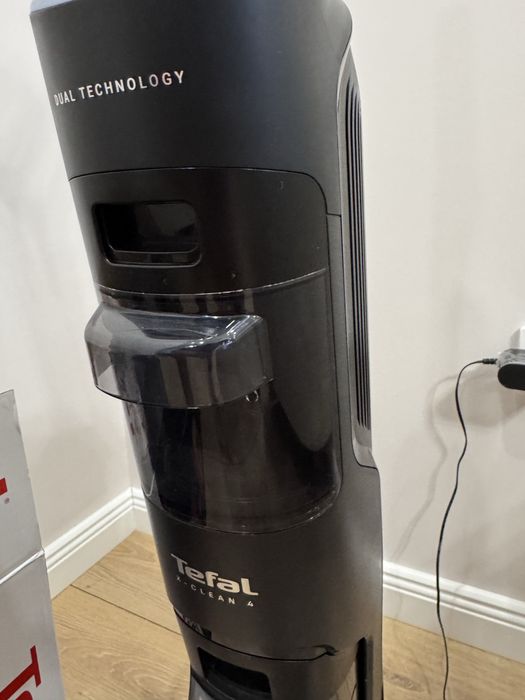 Пылесос Tefal X-Clean 4 черный