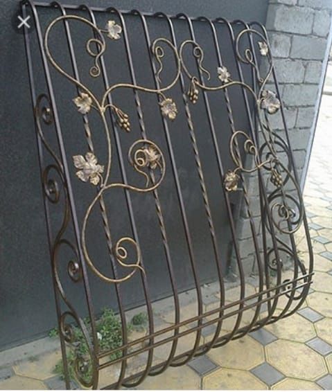 Решетки на окна .