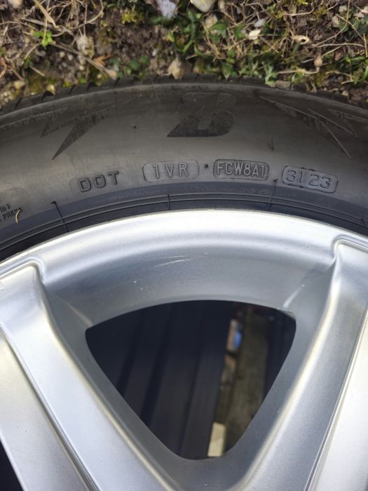 Jante + anvelope 225x60 R17 / 5x120/R17