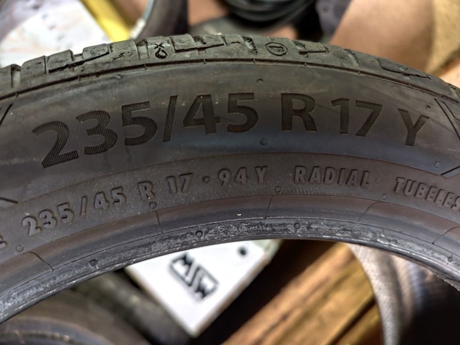 17 ки гуми 235х45х170 ,BARUM DOT 0323