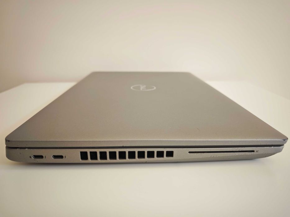 Dell Latitude 5521 FHD IPS i5-11500H/512GB/16GB/NVIDIA MX450 2GB