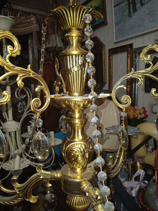 Грандиозные люстры . Спешите купить