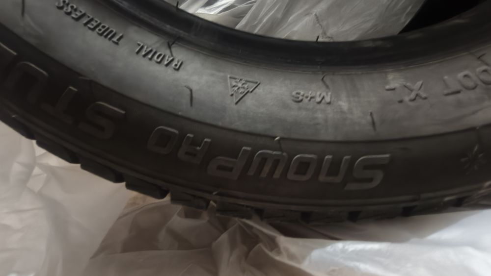 Шины Powertrac с шипами продам