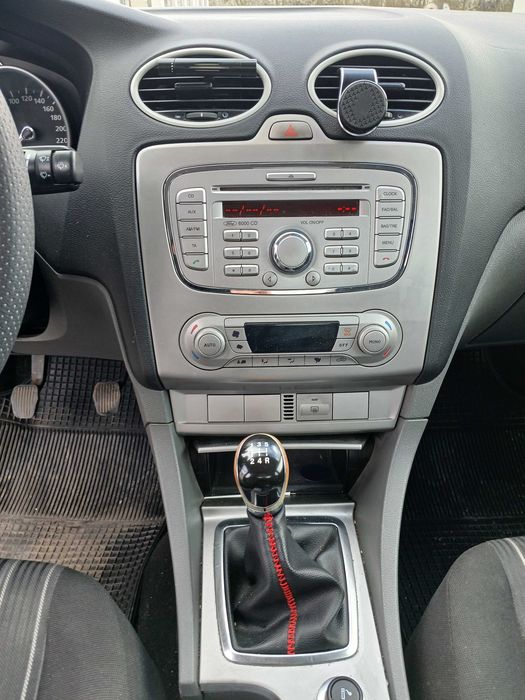 Ford Focus 2009 benzina