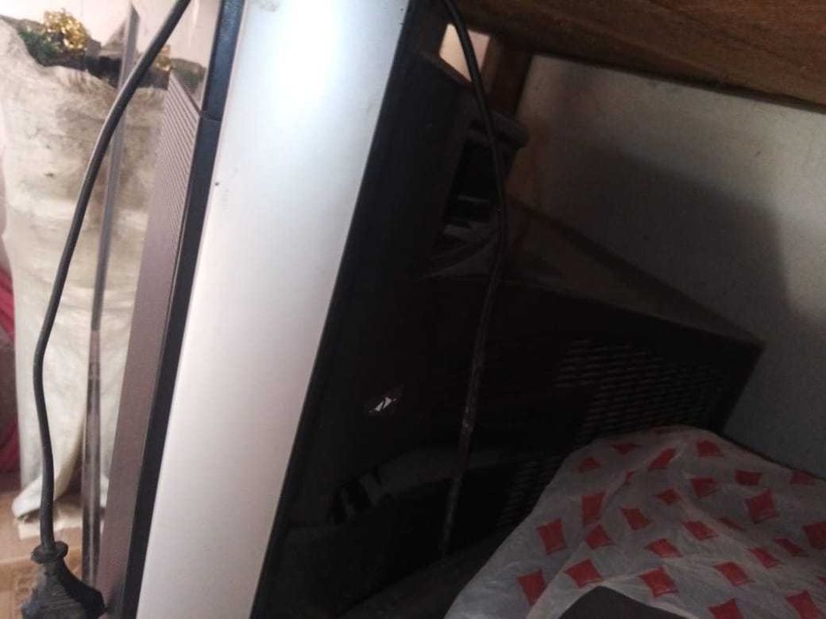 телевизор  старый