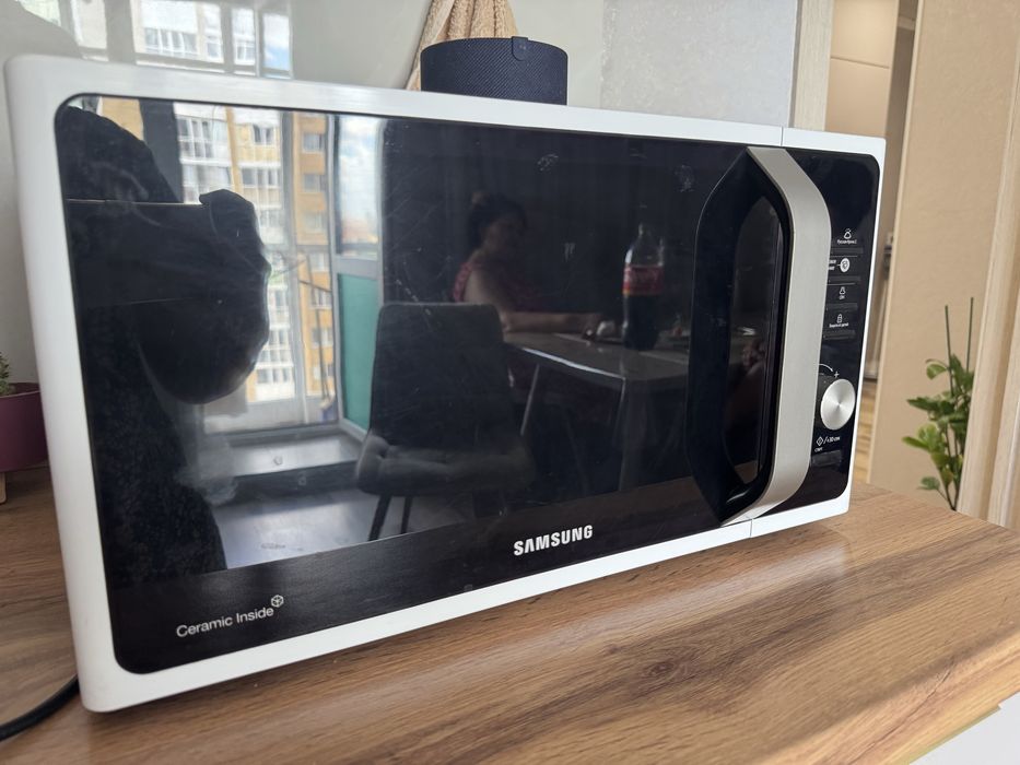 Микроволновка Samsung