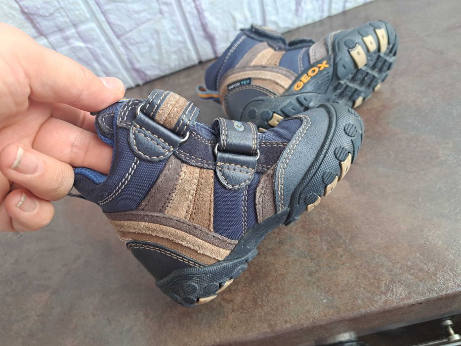 детски ботуши,зимни обувки,боти,апрески,Geox номер21 за момче,геокс