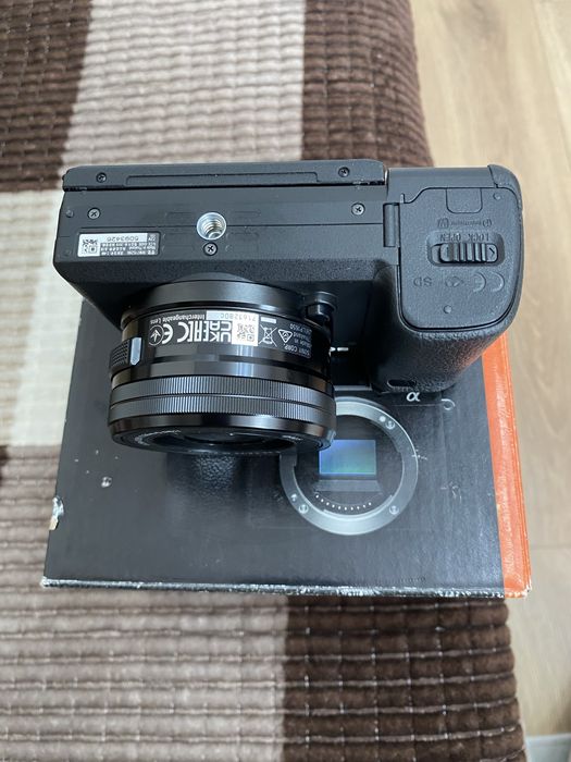 Sony a6400 c 16-50mm почти новый