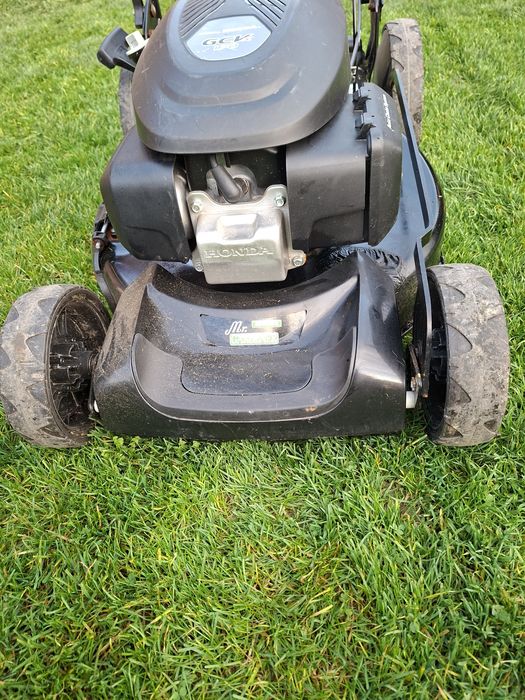 Vand masina de tuns gazon , echipata cu motor Honda 5 cp,GCV170HS4BBNH