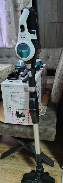 Прахосмукачка Bosch Unlimited 7 ProHygienic Aqua с функция 2 в 1 – прахосмукачка и моп.
