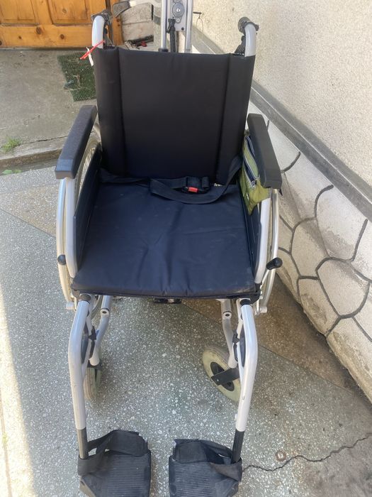 Scaun deplasare electric