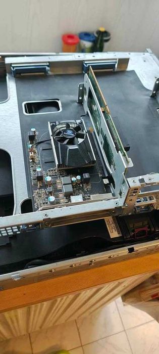 Продавам сървър HP ProLiant GL380 G6