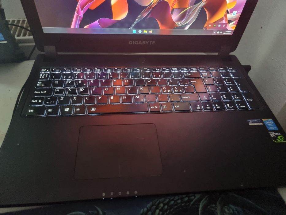 Laptop Gaming Gigabyte i7 gtx 980