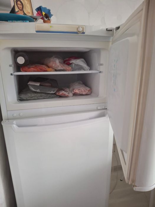 Продам холодильник