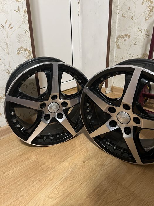 Продам дискиR16  5/112 цо 57,1