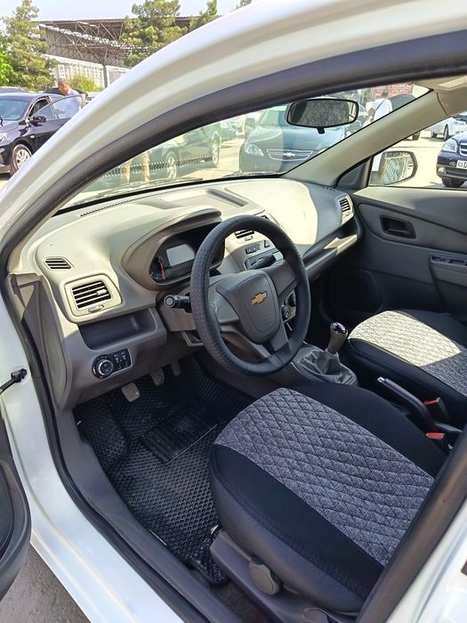 chevralet koblt sotiladi