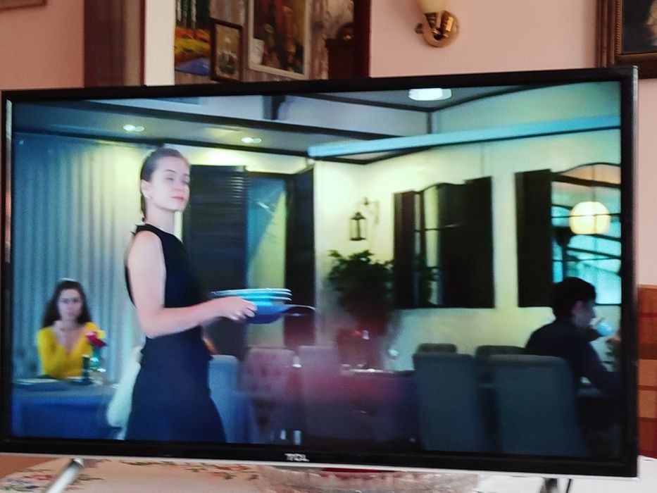 Продается телевизор