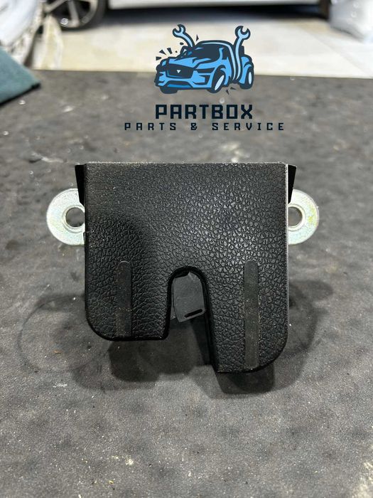 Заключващ механизъм за багажник за Golf VI 2008-2013