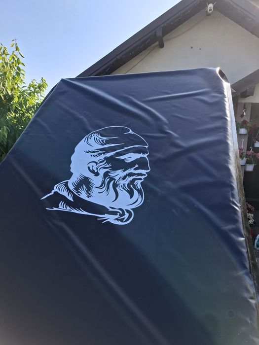 Cort pentru plafon auto