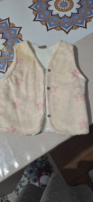 Продам безрукавки