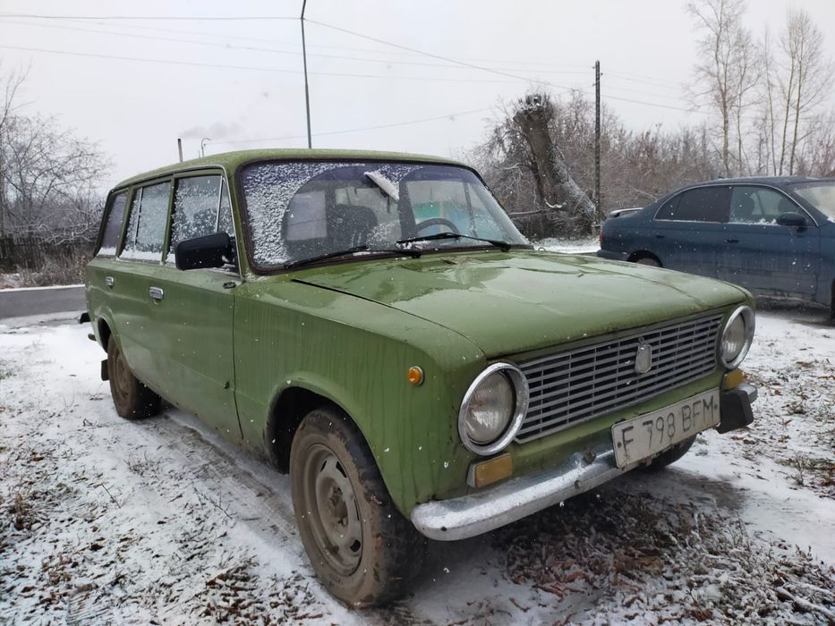 Продам жигули двойка 2102