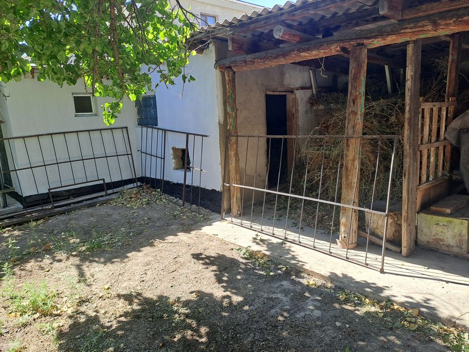 Металлические решетки забора
