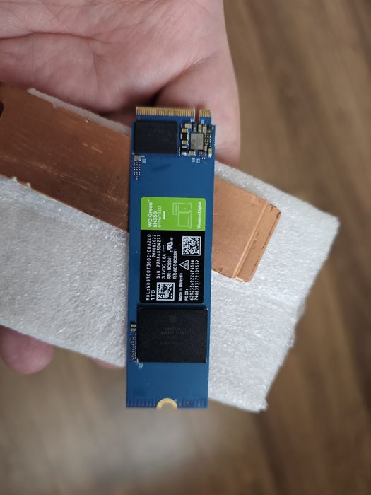 SSD WD Green новый 1 терабайт NVME