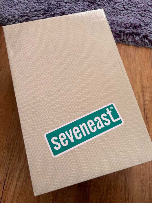 Червени обувки сандали