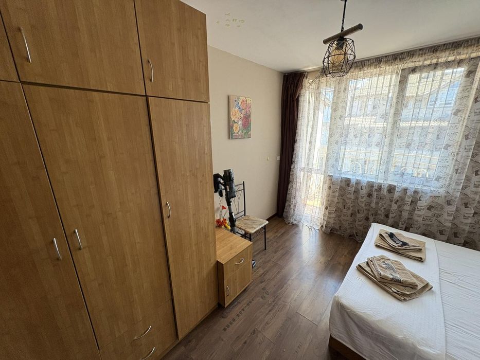 Дава се под наем Тристаен апартамент в к.к. Слънчев ден - 58 кв.м за 510 € - Снимка #3