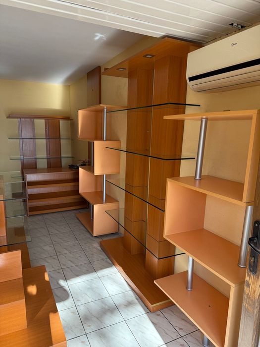 Продават се модули, подходящи за търговски обект!