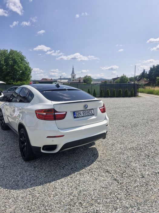Bmw X6 xDrive50d Pachet M 381CP