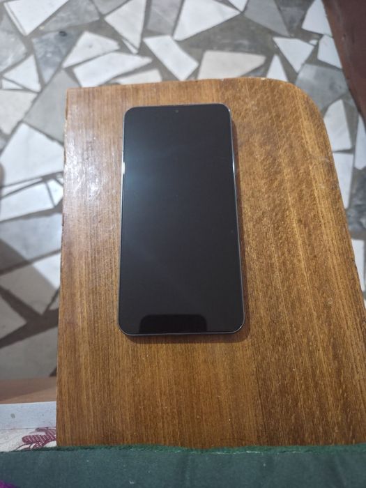 Продам Samsung S22 plus