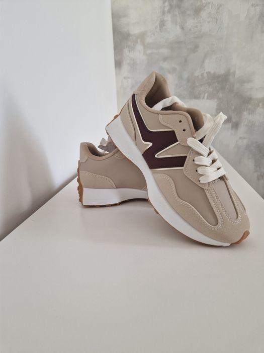 Adidasi New balance