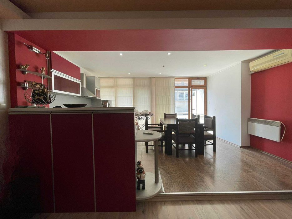 Дава се под наем Тристаен апартамент в Бургас, Лазур - 100 кв.м за 612 € - Снимка #17