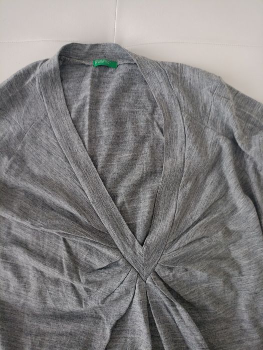 Vând rochie de la Benetton, produs de calitate mărimea L.