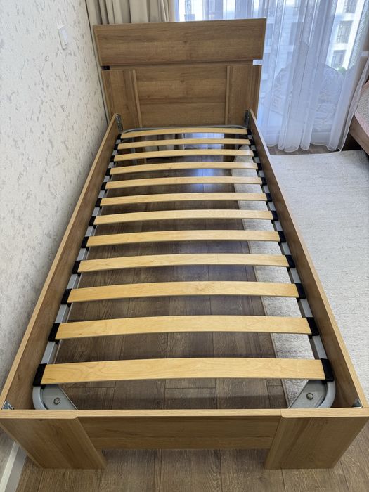 Продается кровати, размеры 200/90