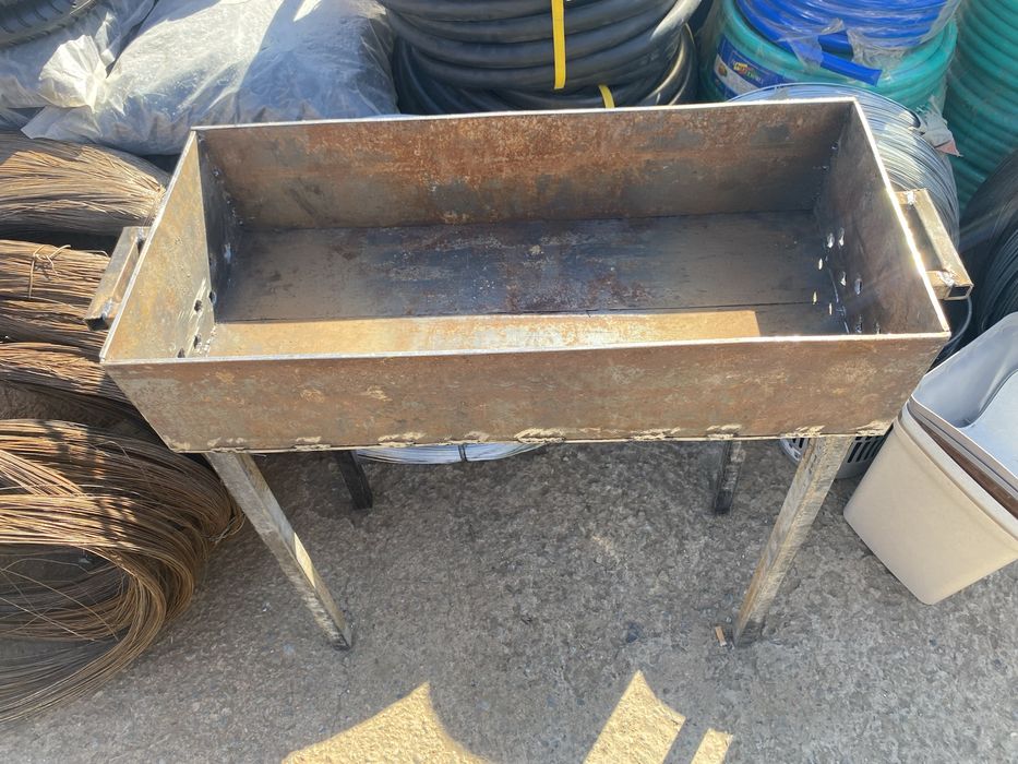 Мангал                         .