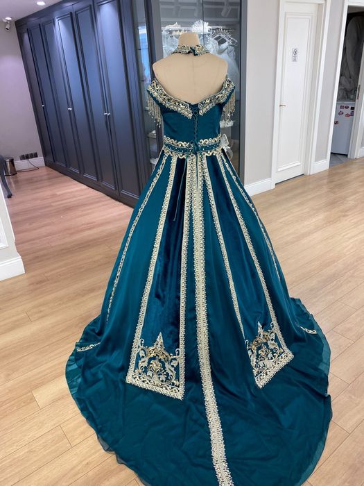 Кафтан за къна зелен цвят