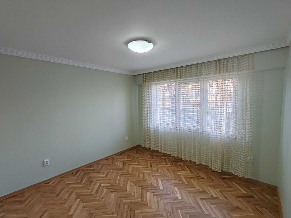 Продава се Двустаен апартамент в Варна, Център - 61 кв.м за 1421 €/кв.м - Снимка #10