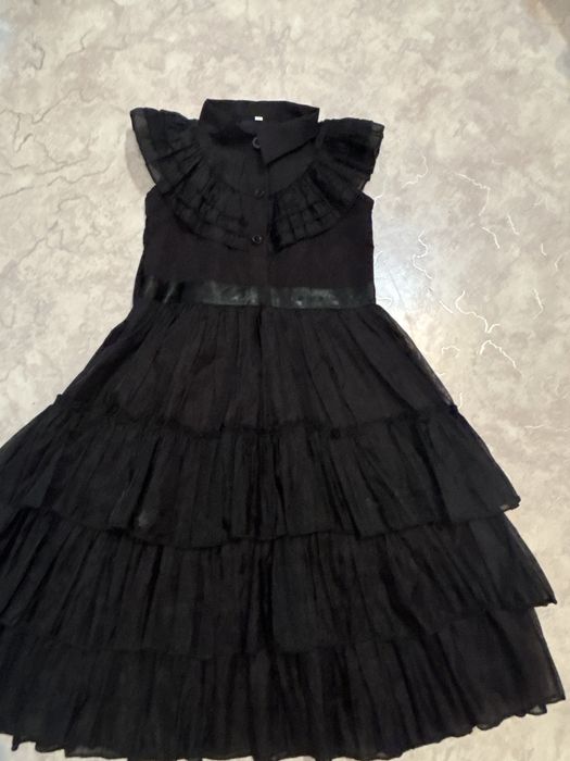 Нарядные платья для девочки 130р