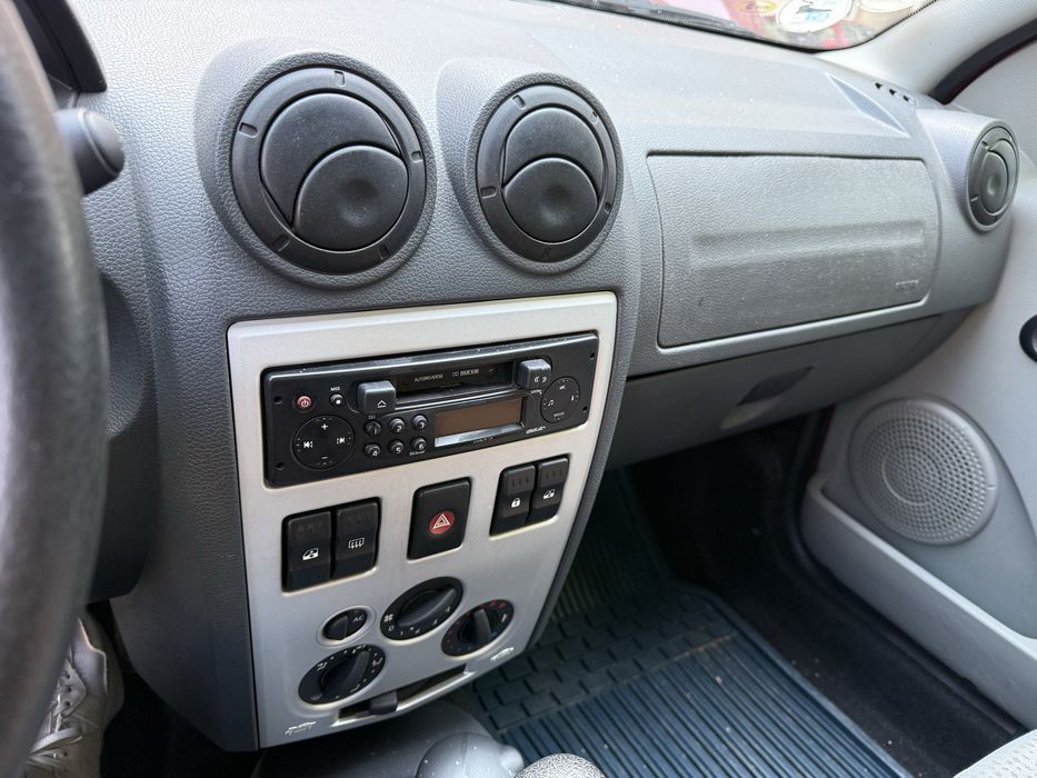 Vand Logan, primul proprietar. Doar 86000 km.