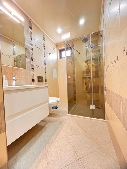 Дава се под наем Двустаен апартамент в Бургас, Славейков - 60 кв.м за 612 € - Снимка #7