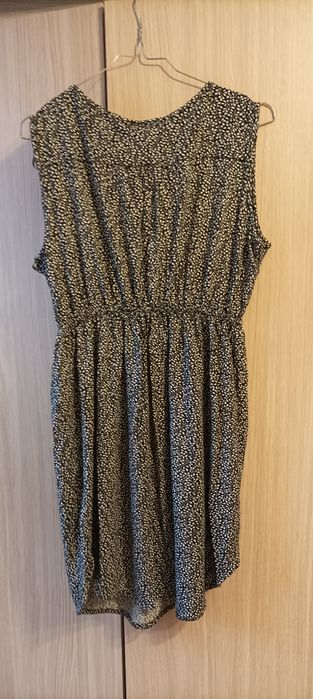 Дамска рокля H&M, размер L