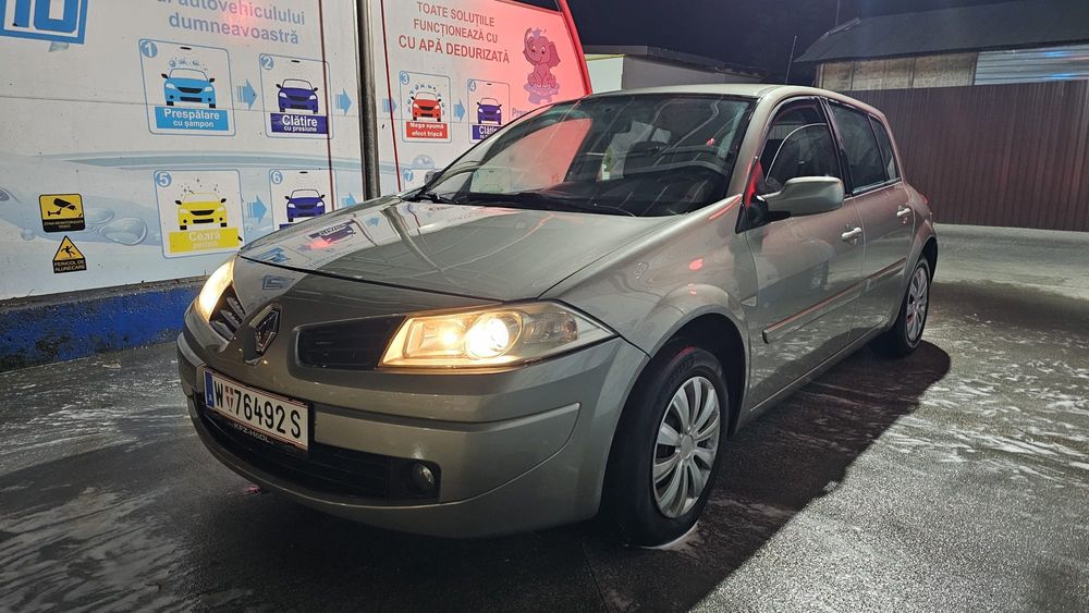 Renault Megane Facelift 1.6 16V Cutie  Automată