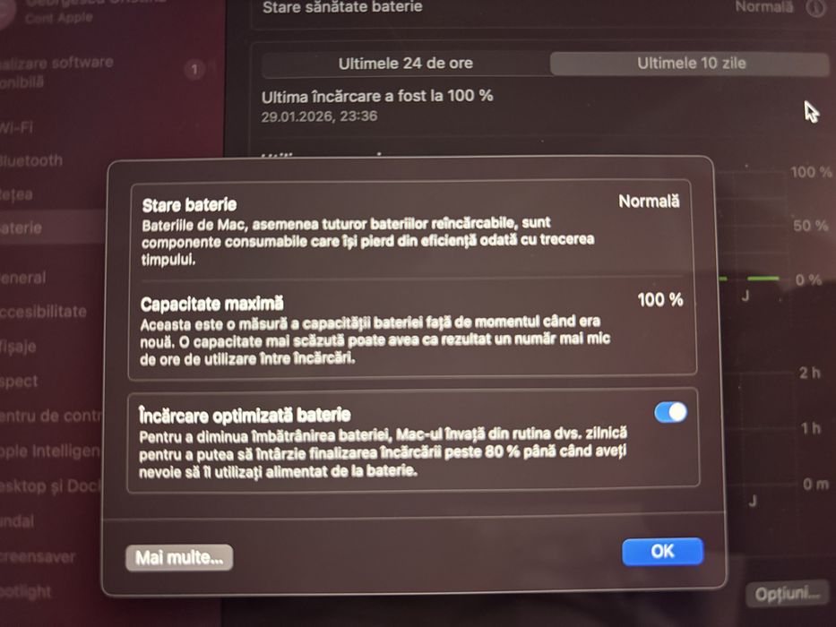 Macbook  Air Cip M4 2025 de 13 inchi