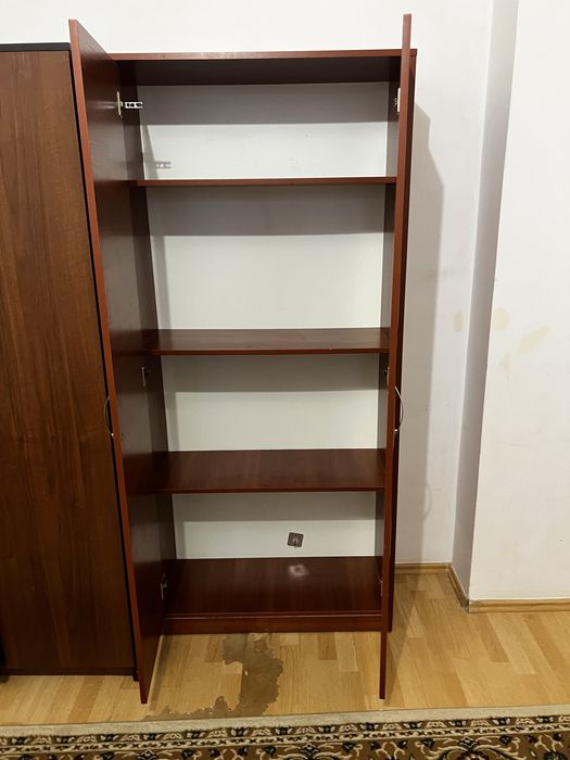 Продам шифанер .